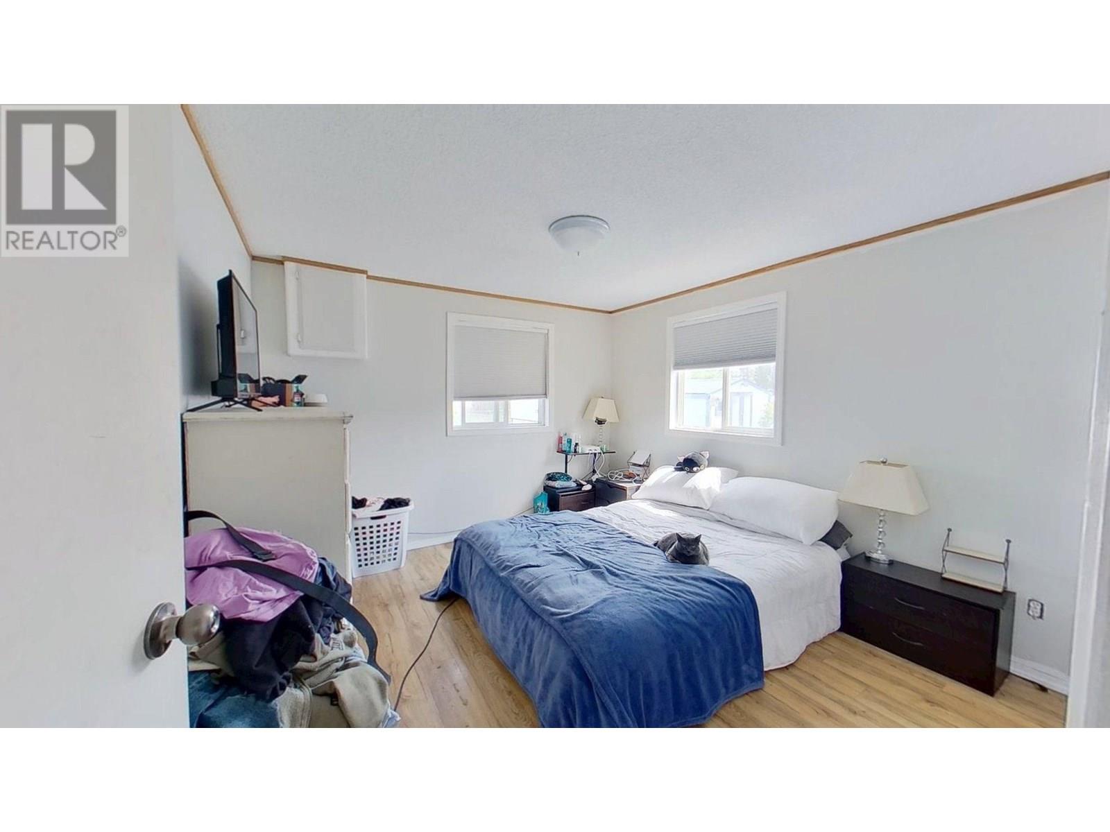 Photo 4 of 7515 89 Avenue, Fort St John BC