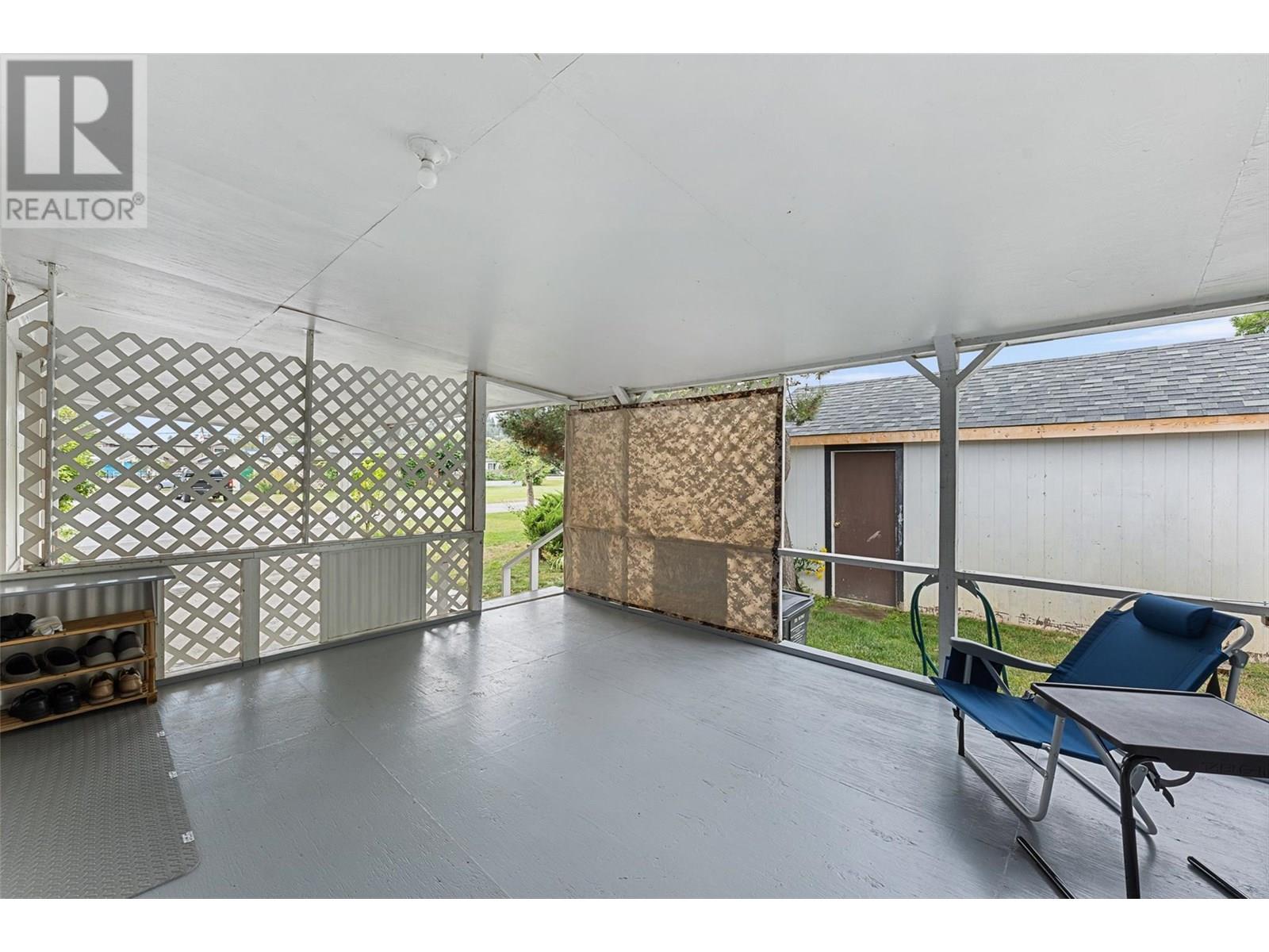 4 11524 Bottom Wood Lake Road, Lake Country