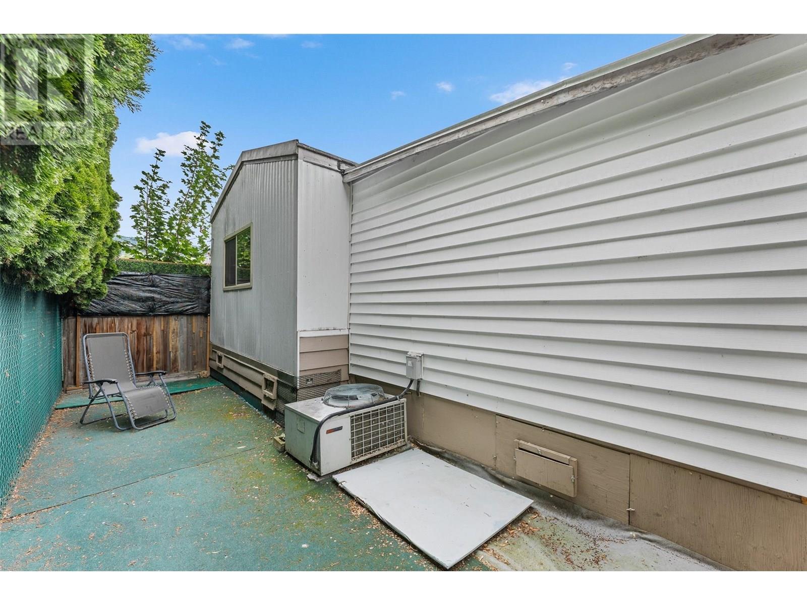 4 11524 Bottom Wood Lake Road, Lake Country
