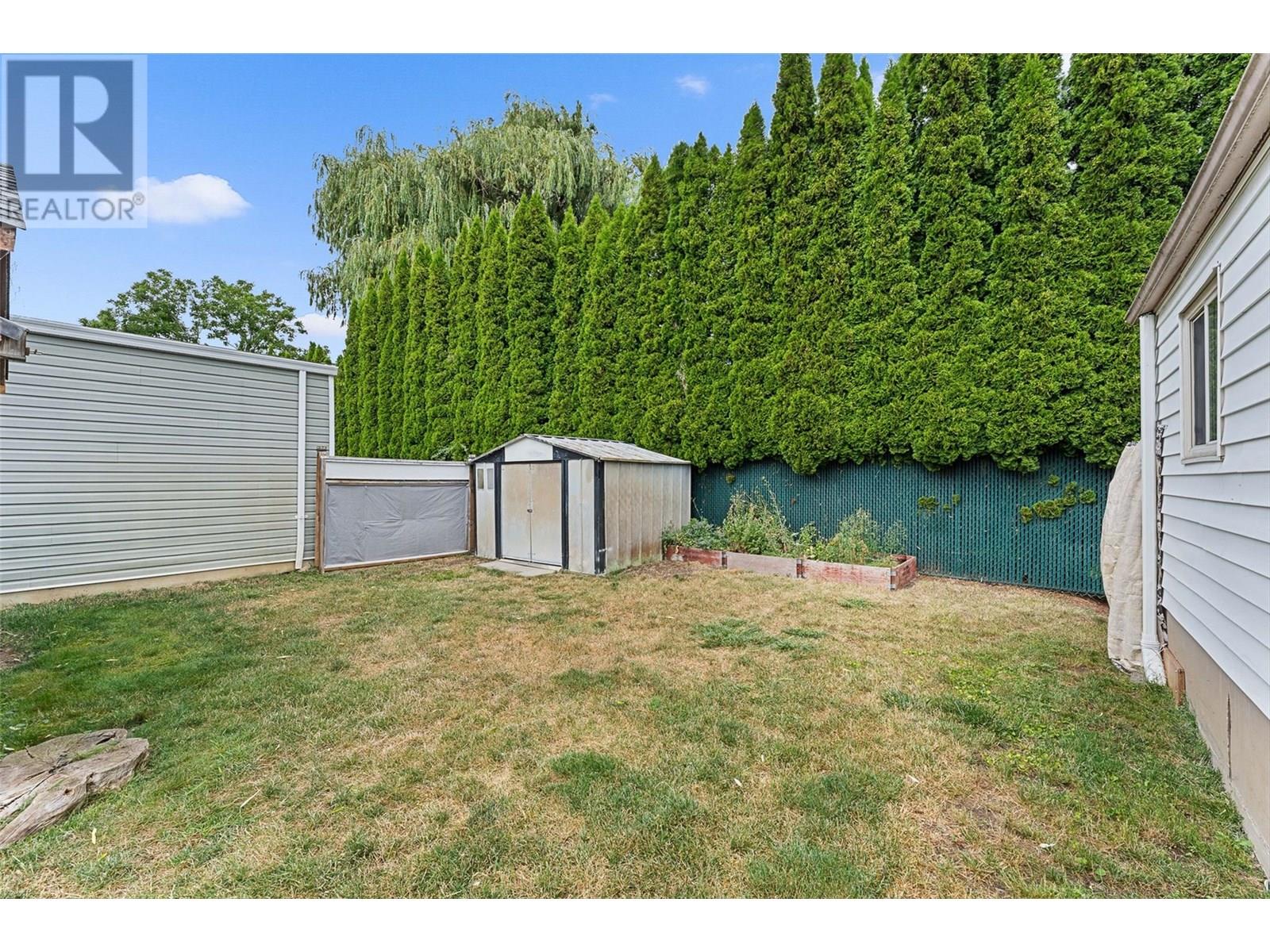 4 11524 Bottom Wood Lake Road, Lake Country