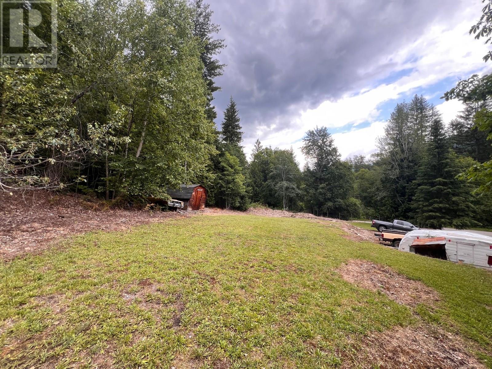 Photo 34 of 4421 Slocan River Road, Winlaw BC