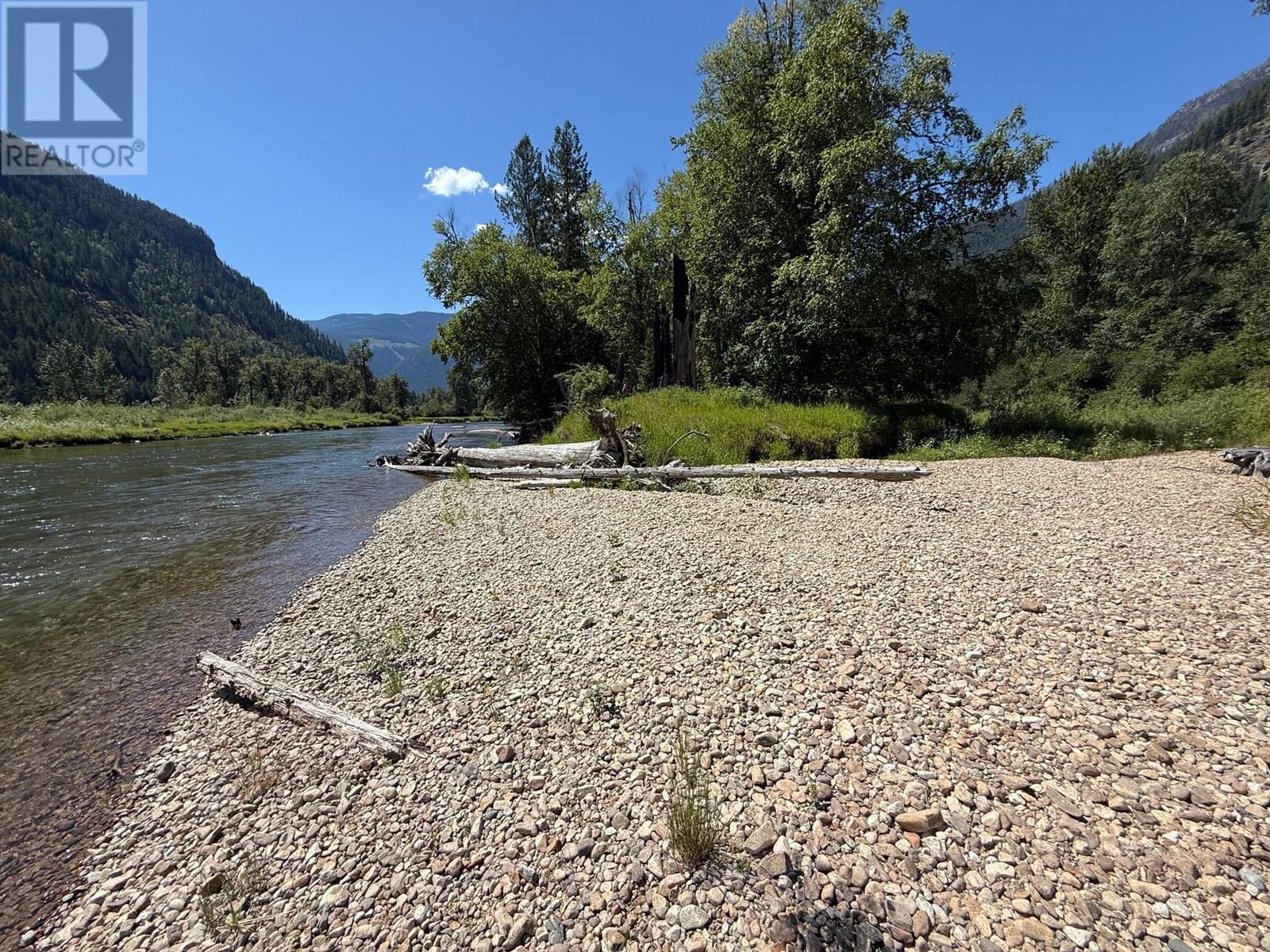Photo 17 of 4421 Slocan River Road, Winlaw BC