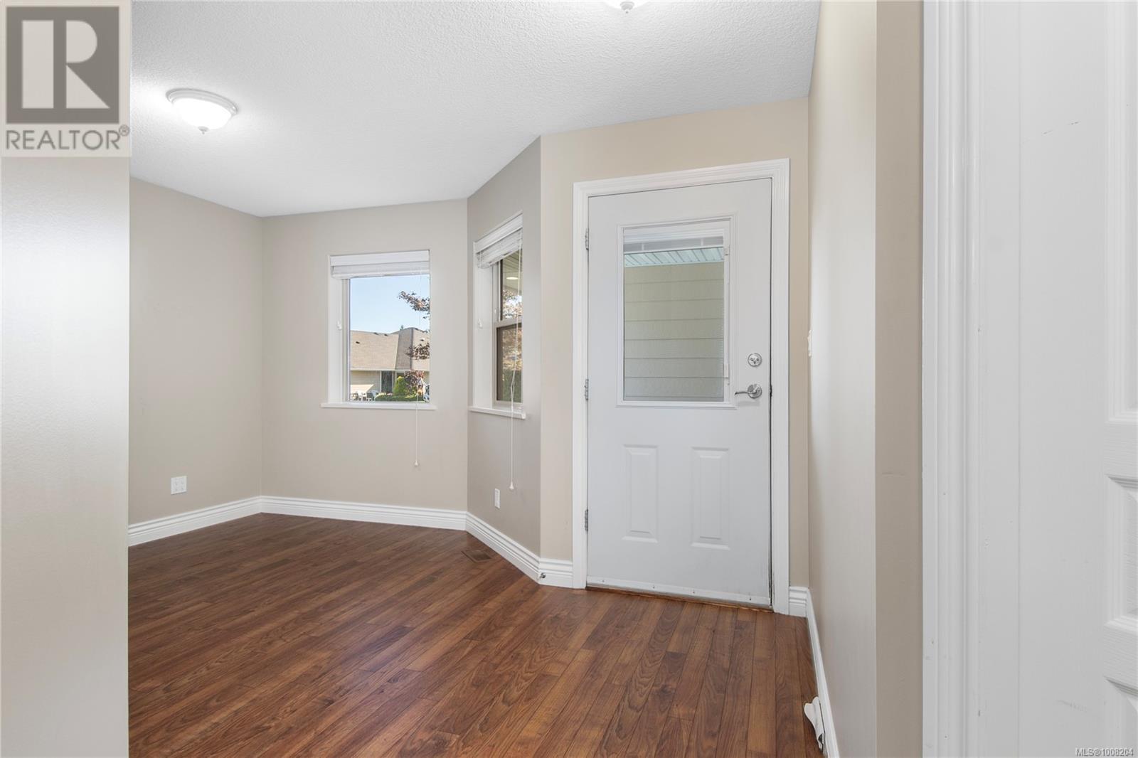 Photo 6 of 86 2006 Sierra Dr, Campbell River BC