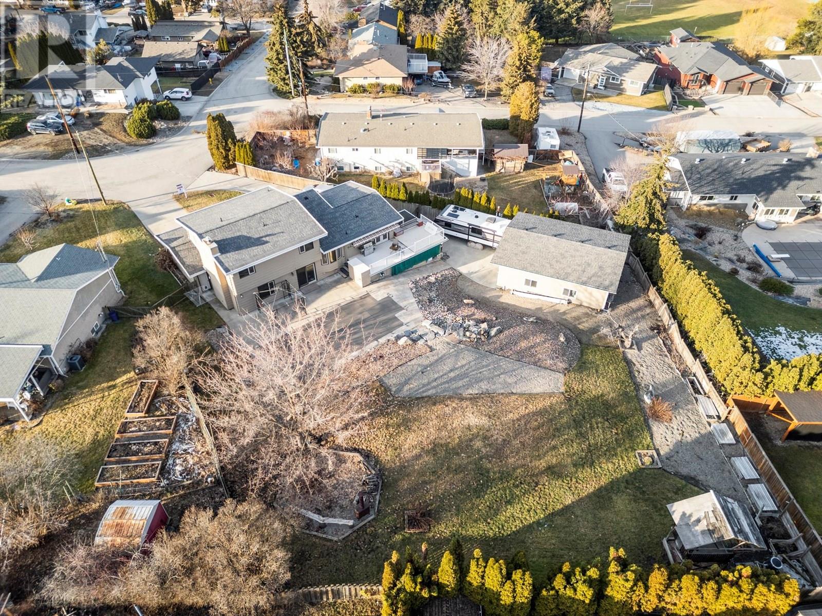 Photo 5 of 11410 Tassie Drive, Coldstream BC