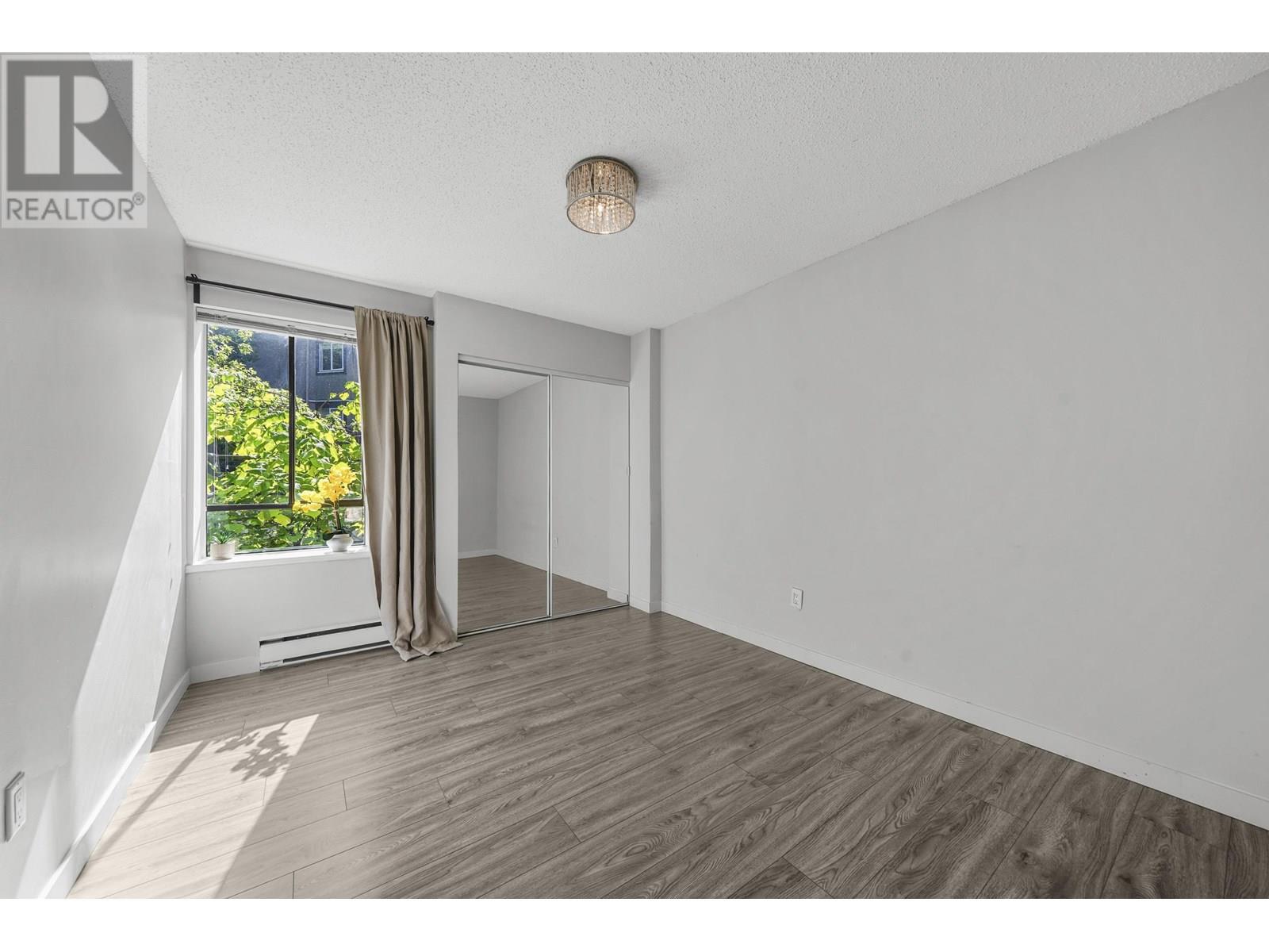 Photo 14 of 104 2920 Ash Street, Vancouver BC