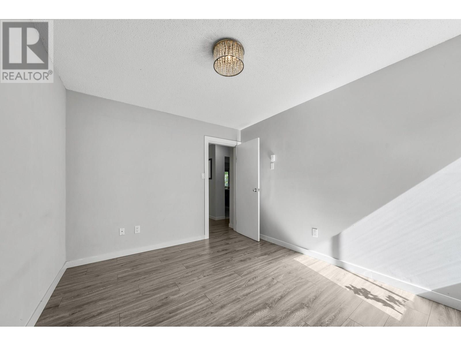 Photo 17 of 104 2920 Ash Street, Vancouver BC