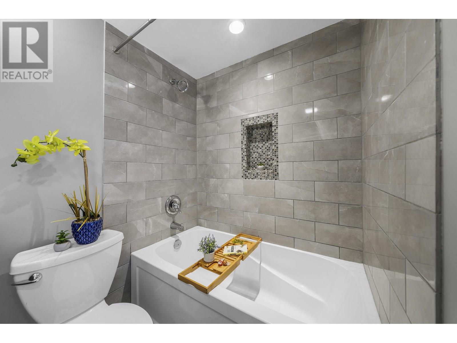 Photo 19 of 104 2920 Ash Street, Vancouver BC