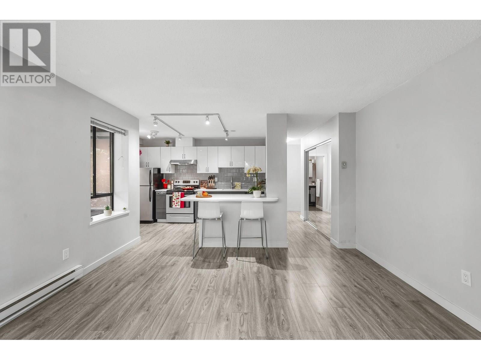 Photo 9 of 104 2920 Ash Street, Vancouver BC