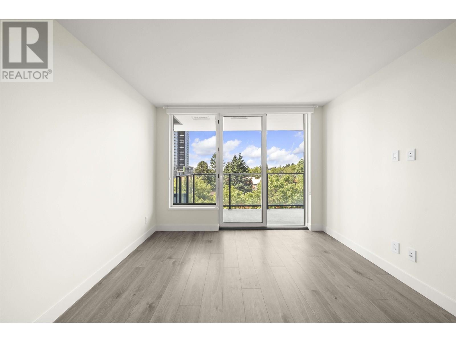 Photo 4 of 803 8238 Lord Street, Vancouver BC