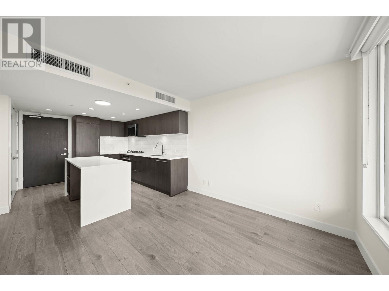 Photo 7 of 803 8238 Lord Street, Vancouver BC