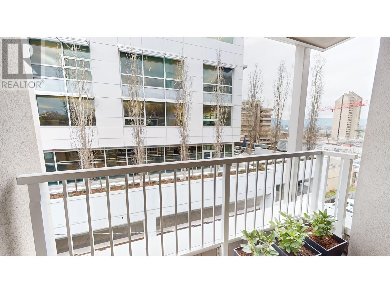 Photo 22 of 403 985 W 10th Avenue, Vancouver BC