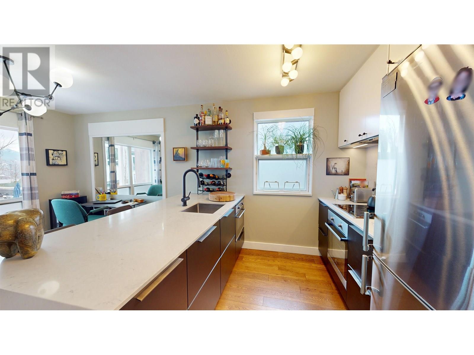 Photo 24 of 403 985 W 10th Avenue, Vancouver BC