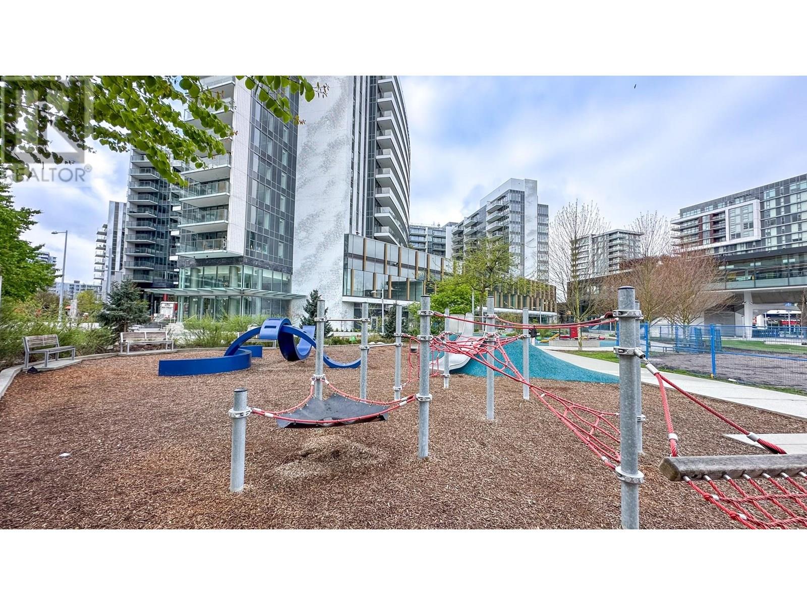 Photo 14 of 886 8671 Hazelbridge Way, Richmond BC