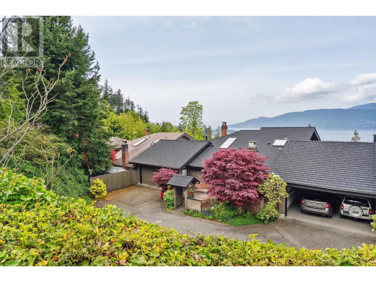 Photo 14 of 5207 Aspen Drive, West Vancouver BC