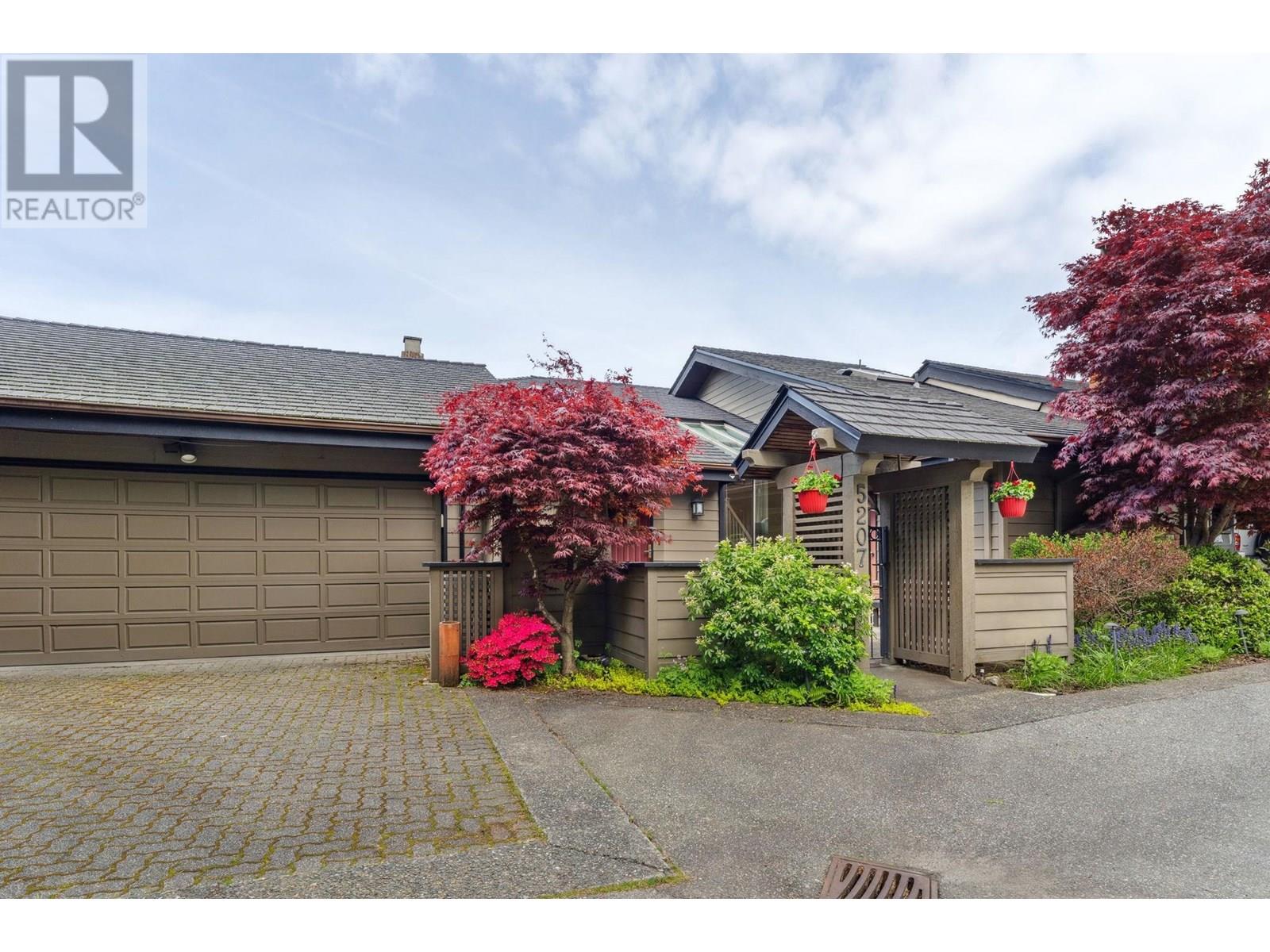 Photo 24 of 5207 Aspen Drive, West Vancouver BC