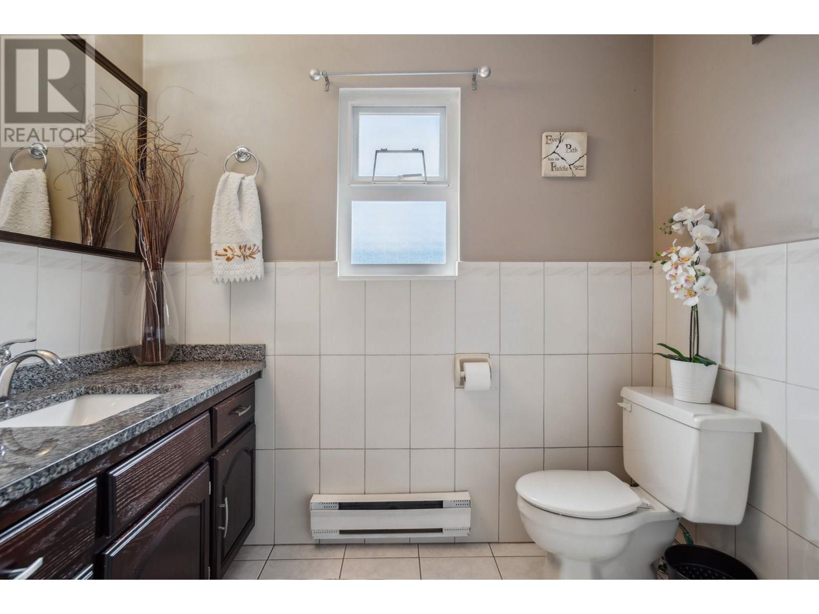 Photo 17 of 4975 Moss Street, Vancouver BC
