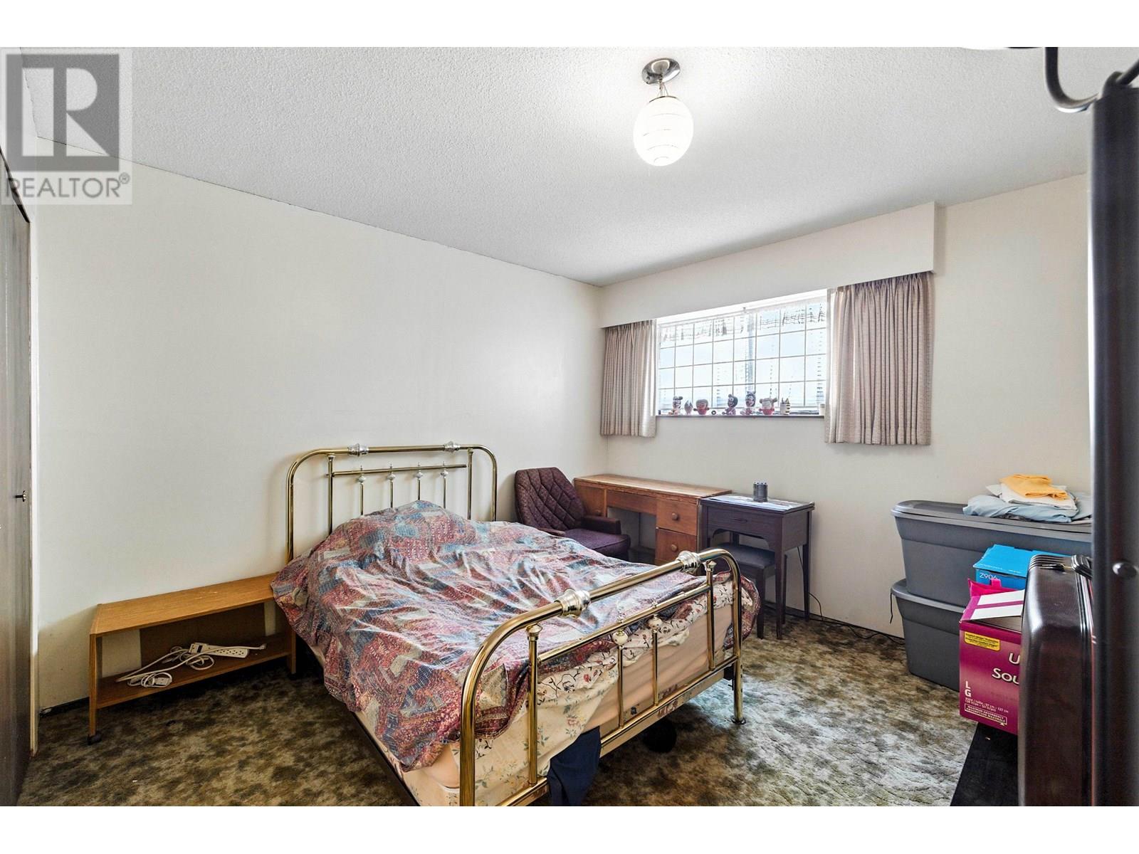 Photo 13 of 1362 Phillips Avenue, Burnaby BC