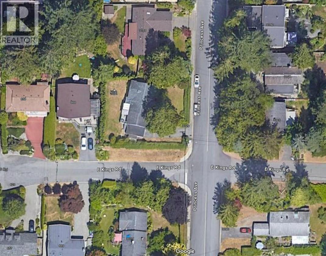 Photo 2 of 3129 Princess Avenue, North Vancouver BC