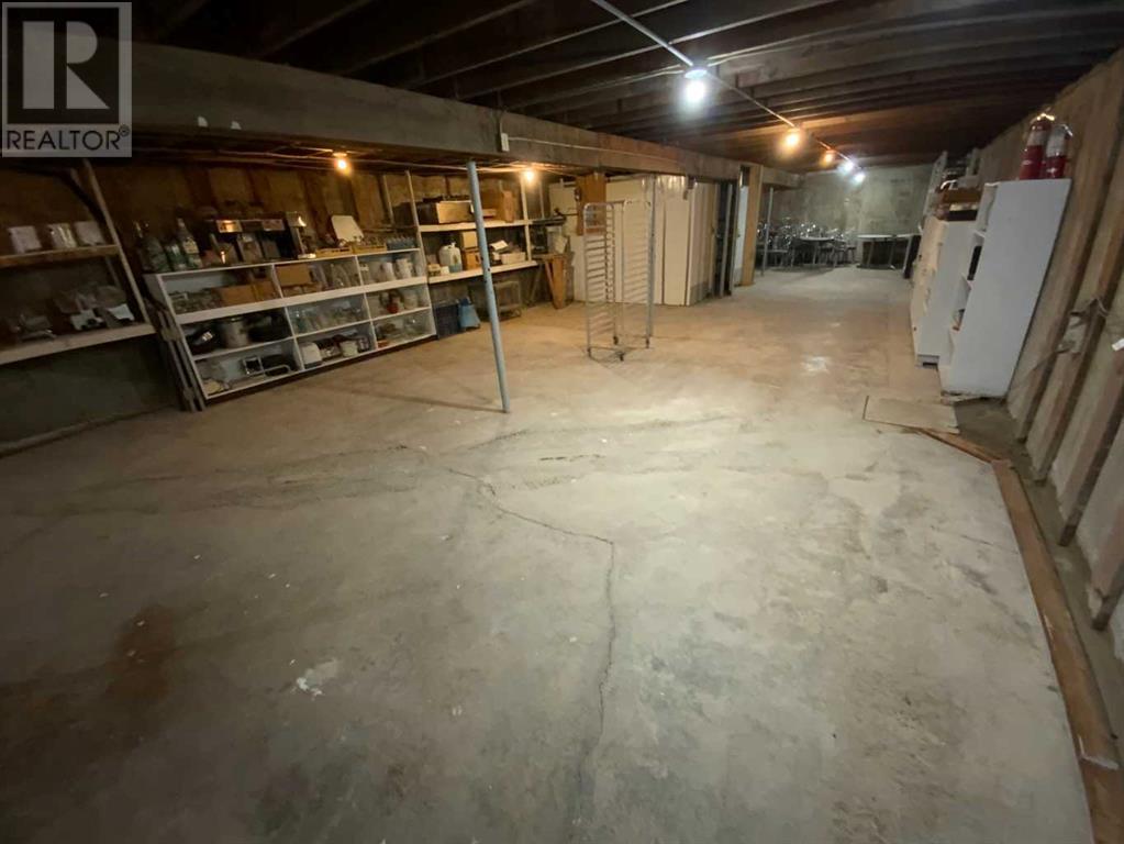Photo 27 of 321 Arena Avenue, Trochu AB