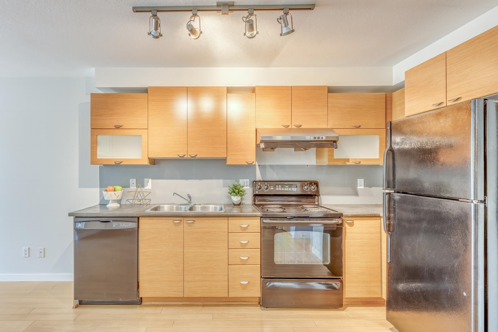 Photo 3 of 207 10788 139 Street, Surrey BC
