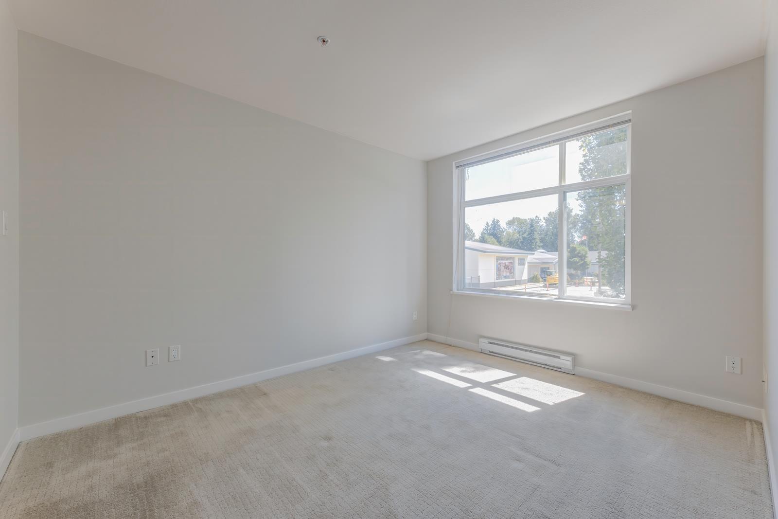 Photo 10 of 207 10788 139 Street, Surrey BC
