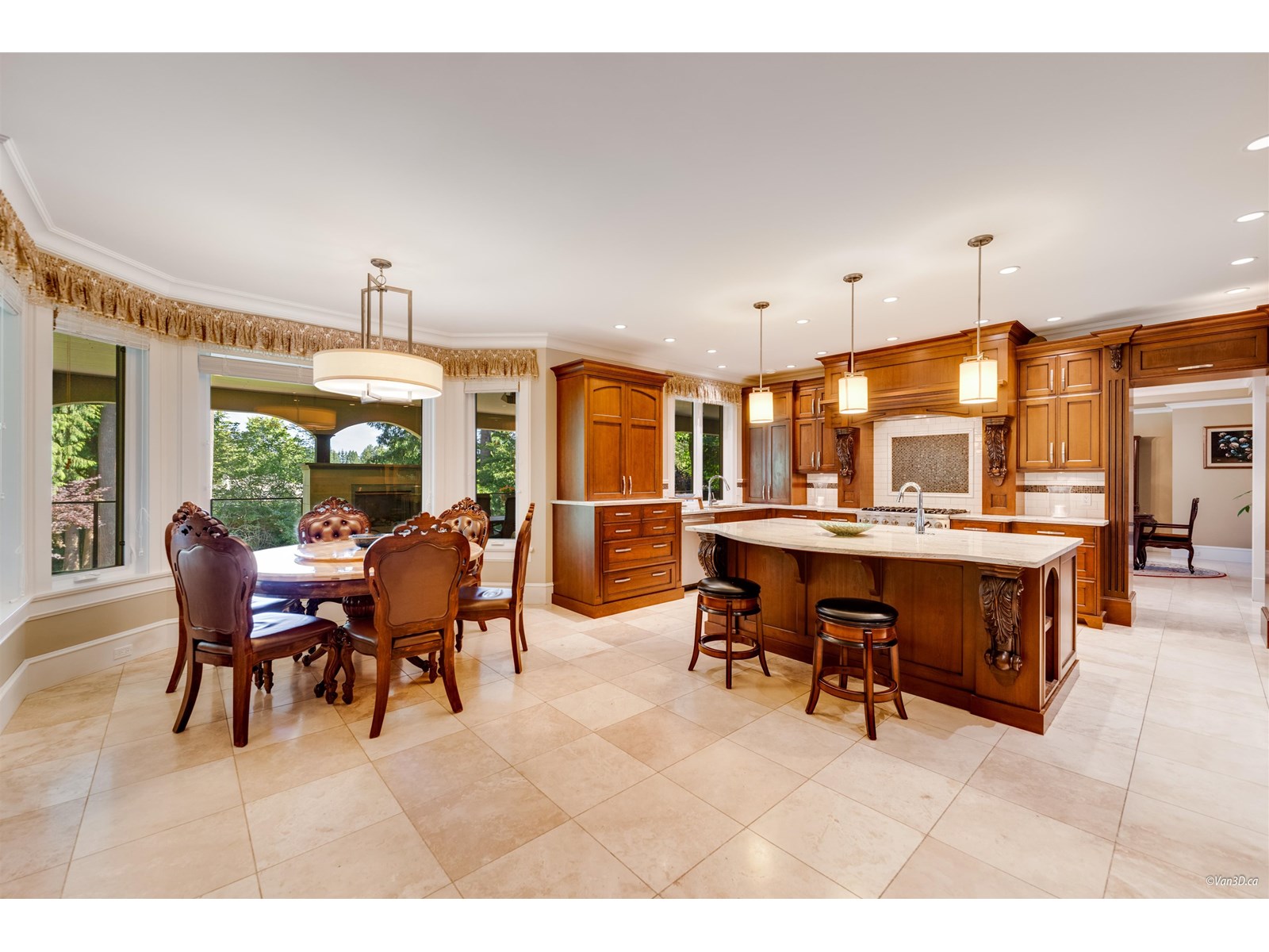 Photo 11 of 13939 28 Avenue, Surrey BC