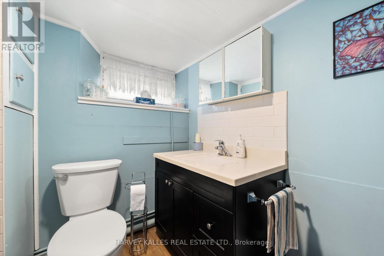Photo 14 of 13997 Loyalist Parkway, Prince Edward County ON