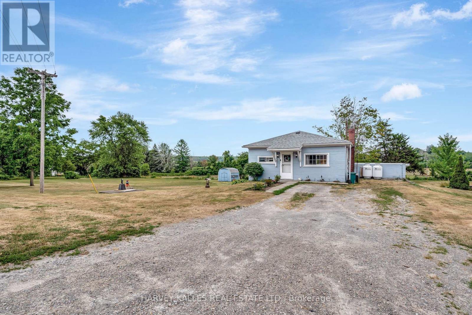 Photo 18 of 13997 Loyalist Parkway, Prince Edward County ON