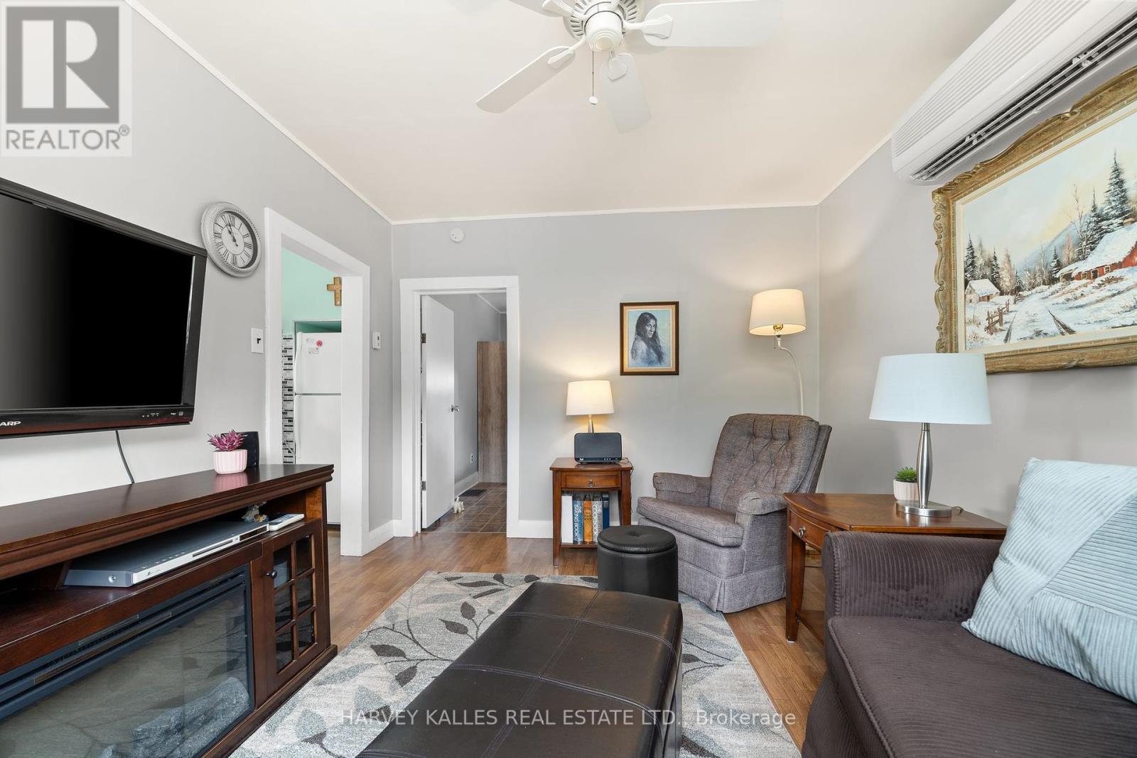 Photo 15 of 13997 Loyalist Parkway, Prince Edward County ON