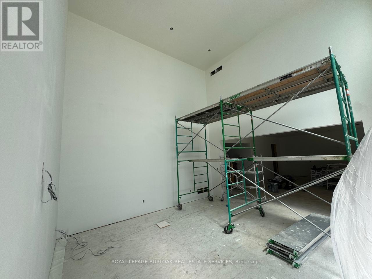 Photo 7 of 5 West Harris Road, Brant ON