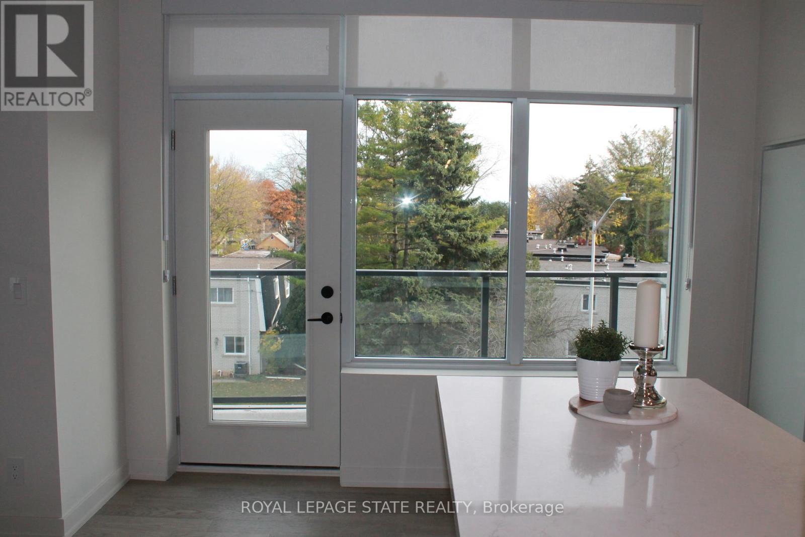 Photo 22 of 315 123 Maurice Drive, Oakville ON