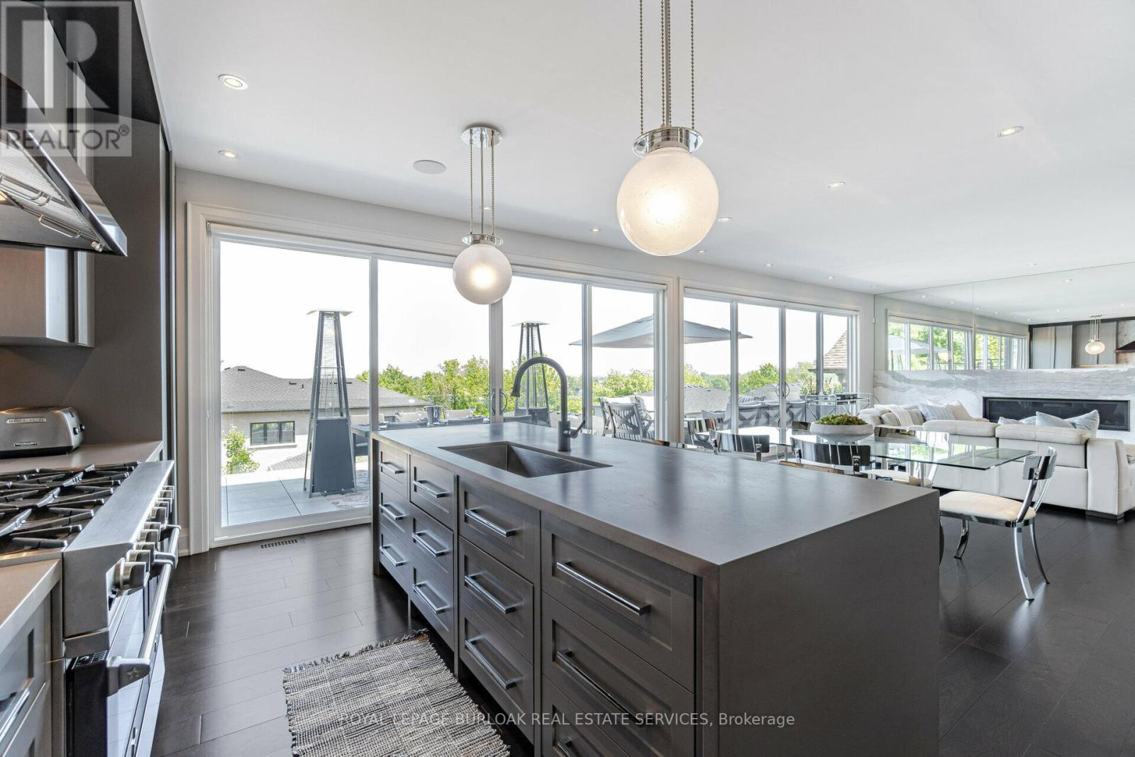 Photo 44 of 49 Kenmir Avenue, Niagaraonthelake ON