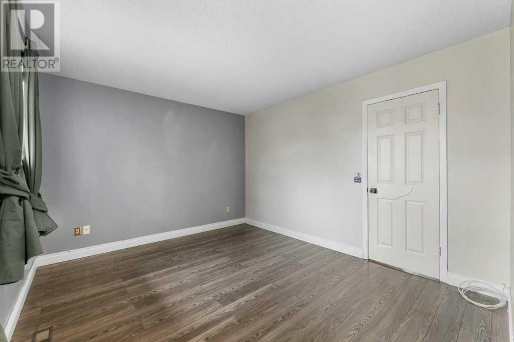 Photo 15 of 50 Taraglen Road Ne, Calgary AB