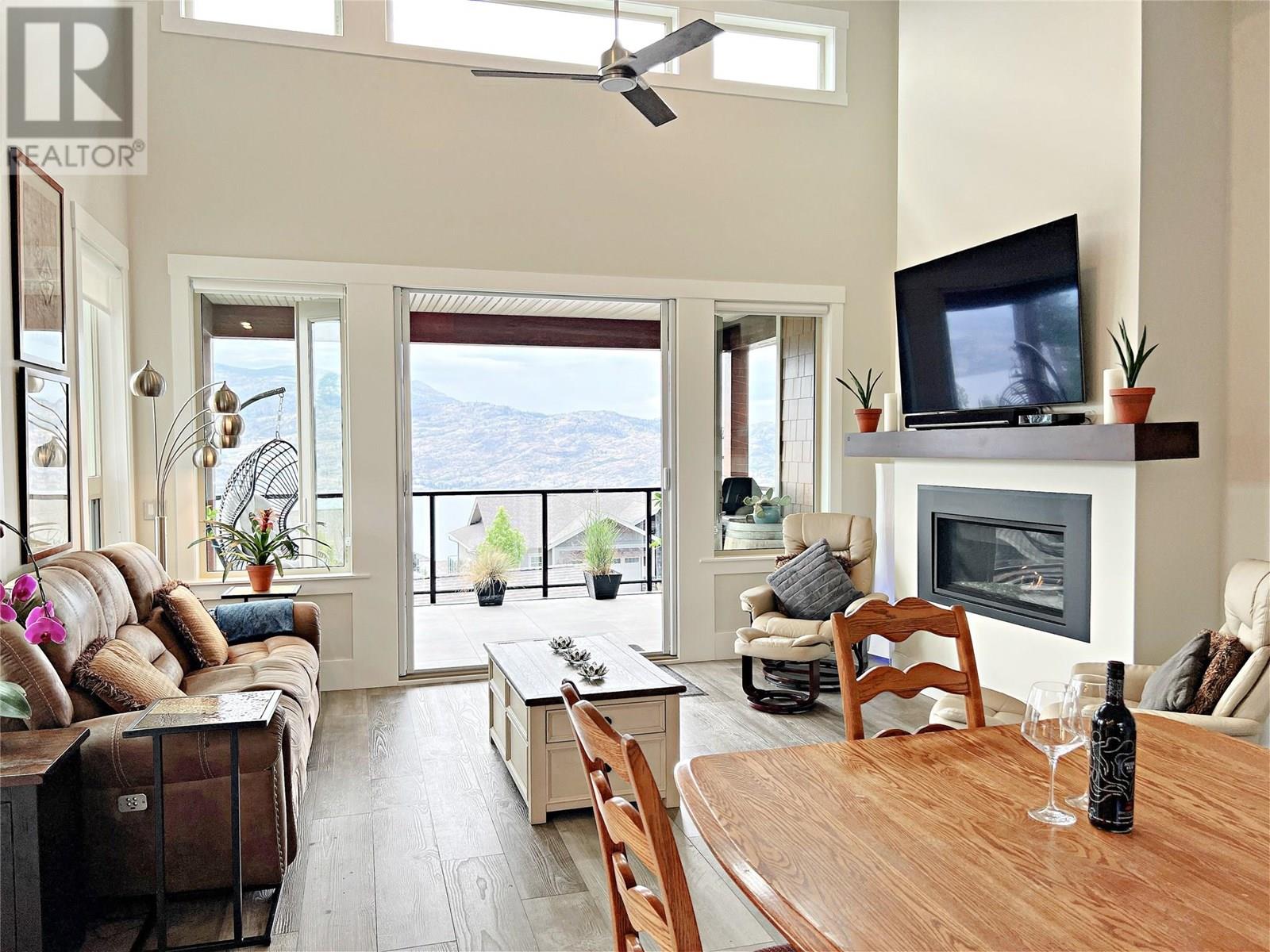 228 4000 Redstone Crescent, Peachland