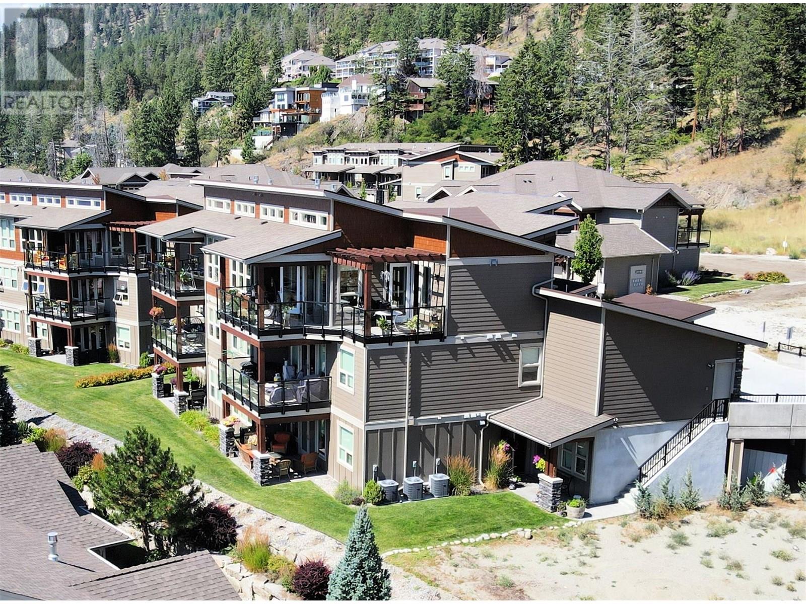 228 4000 Redstone Crescent, Peachland