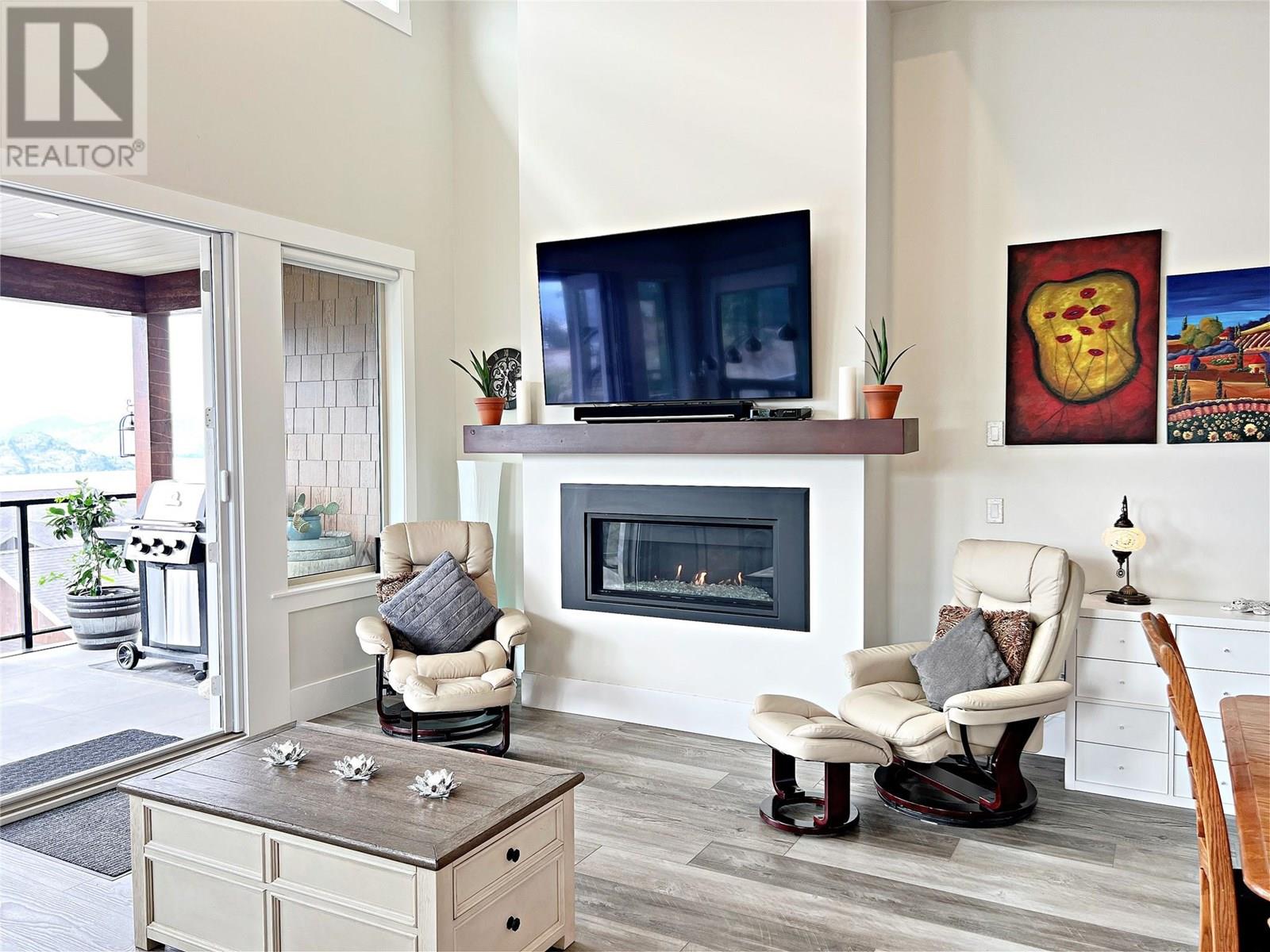 228 4000 Redstone Crescent, Peachland