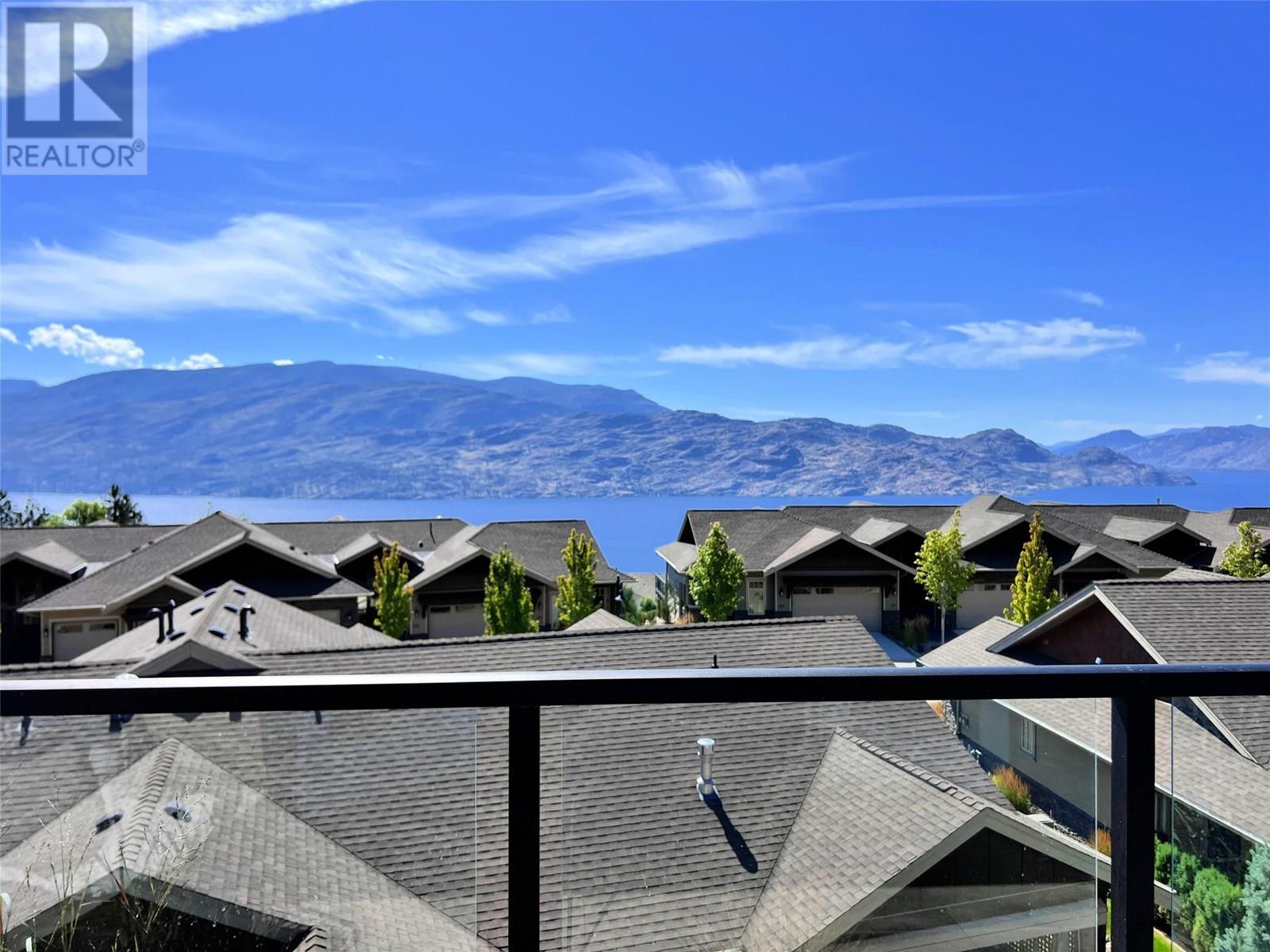 228 4000 Redstone Crescent, Peachland