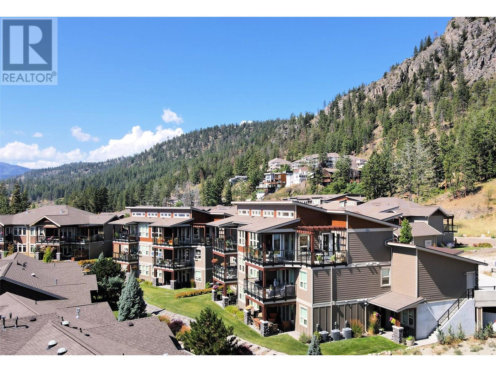 228 4000 Redstone Crescent, Peachland