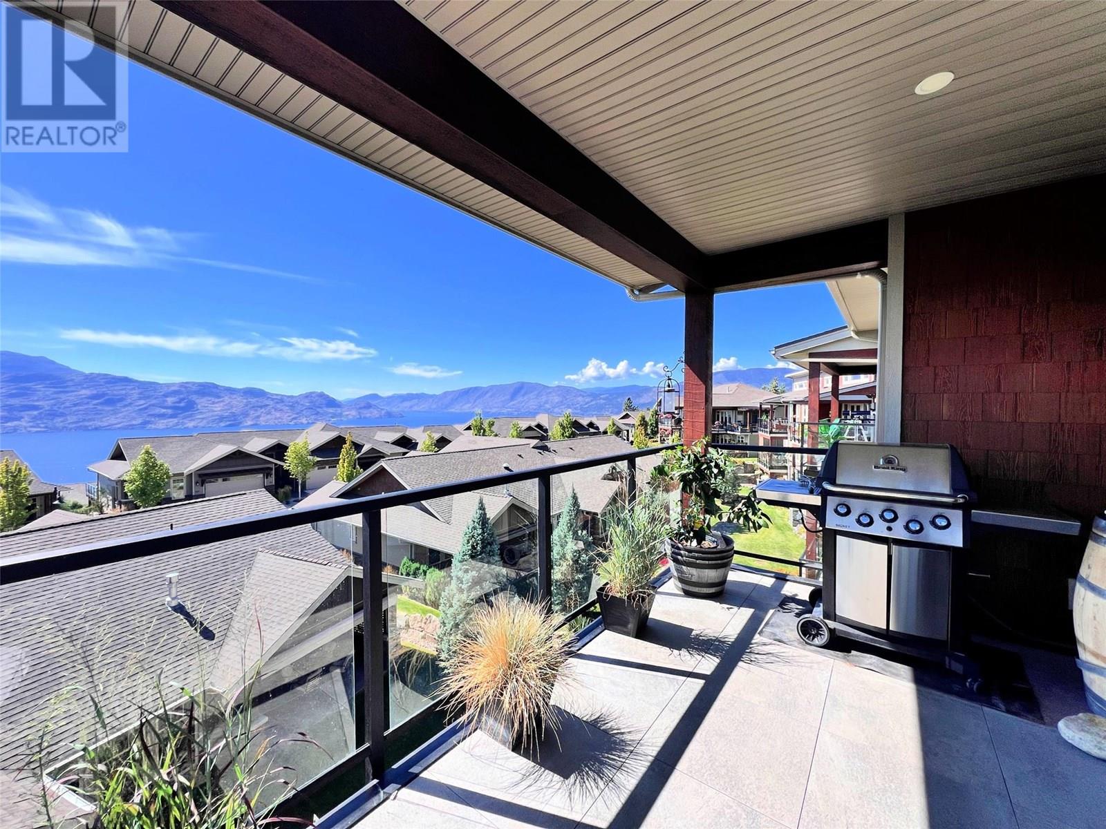 228 4000 Redstone Crescent, Peachland