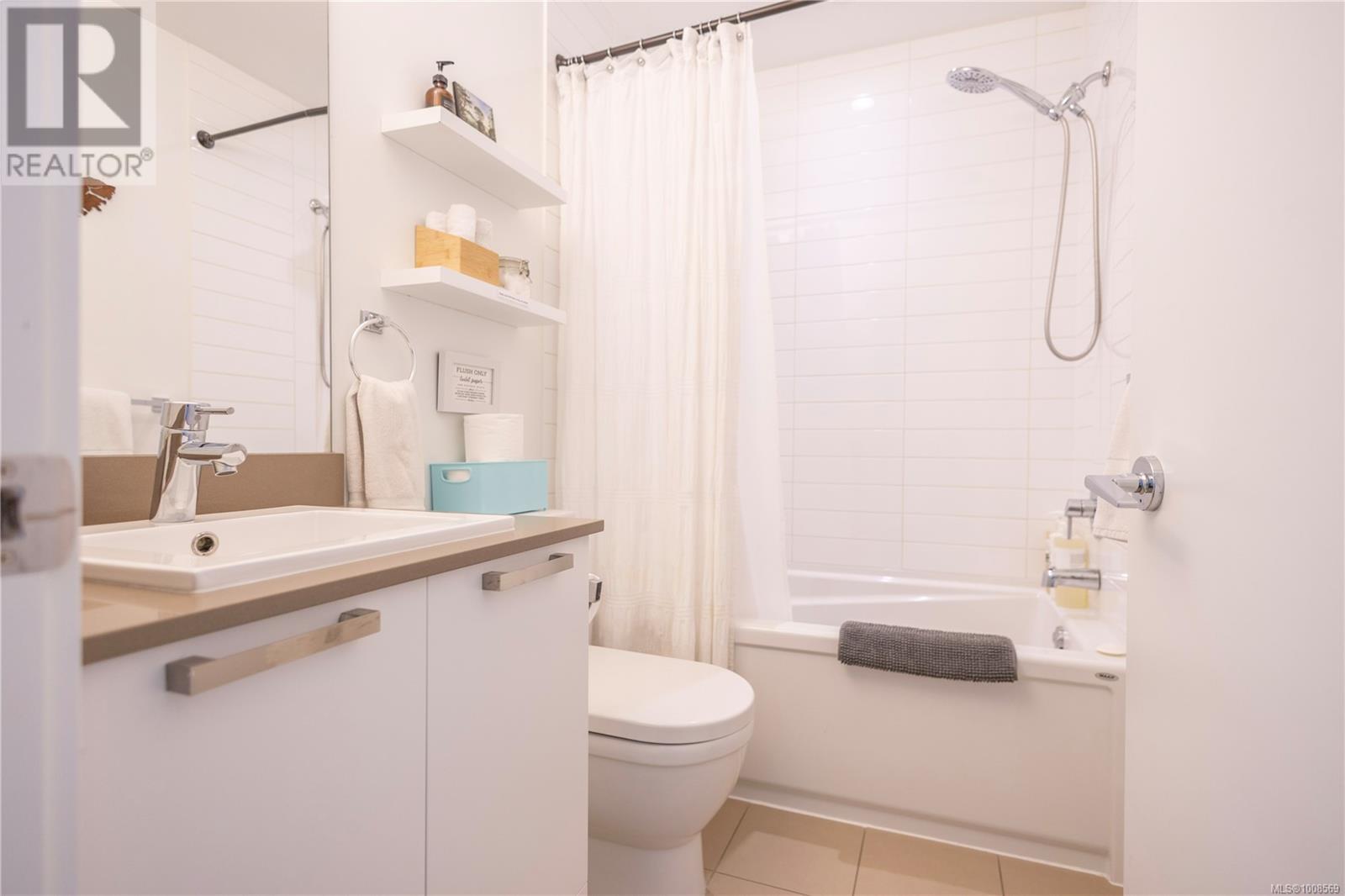 Photo 6 of 504 517 Fisgard St, Victoria BC