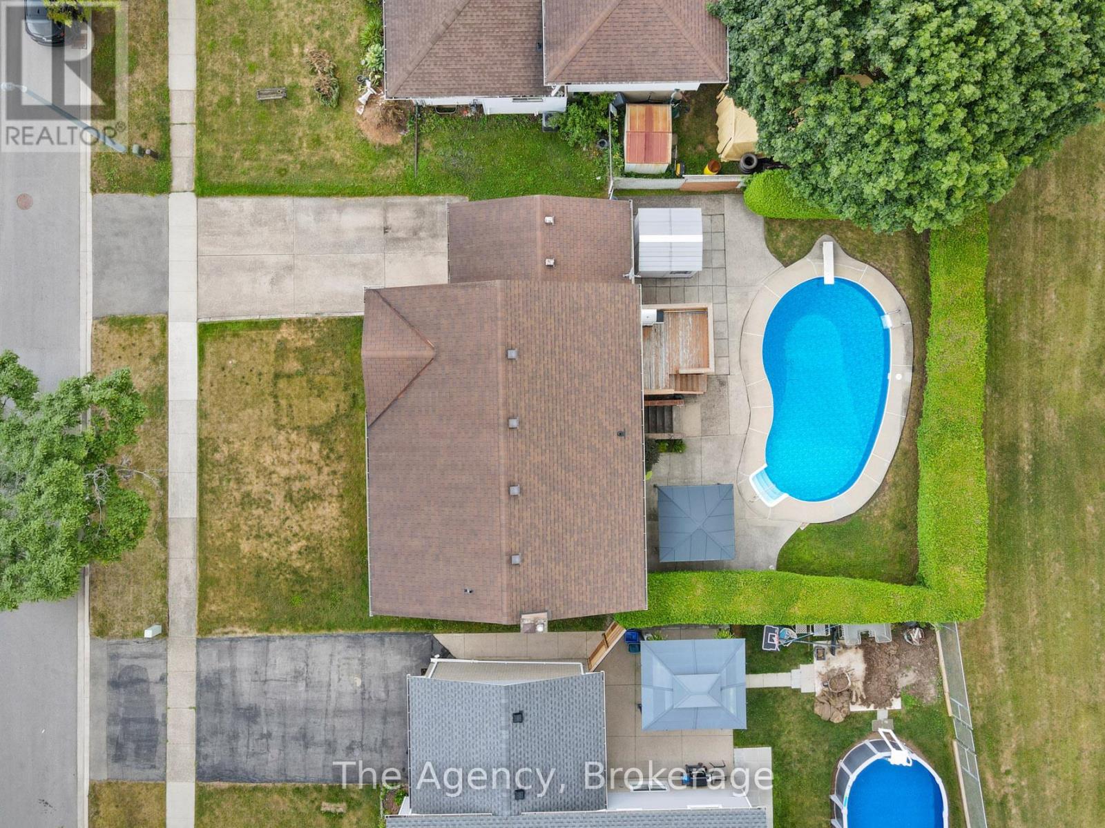 Photo 39 of 36 Robert Street, Welland ON