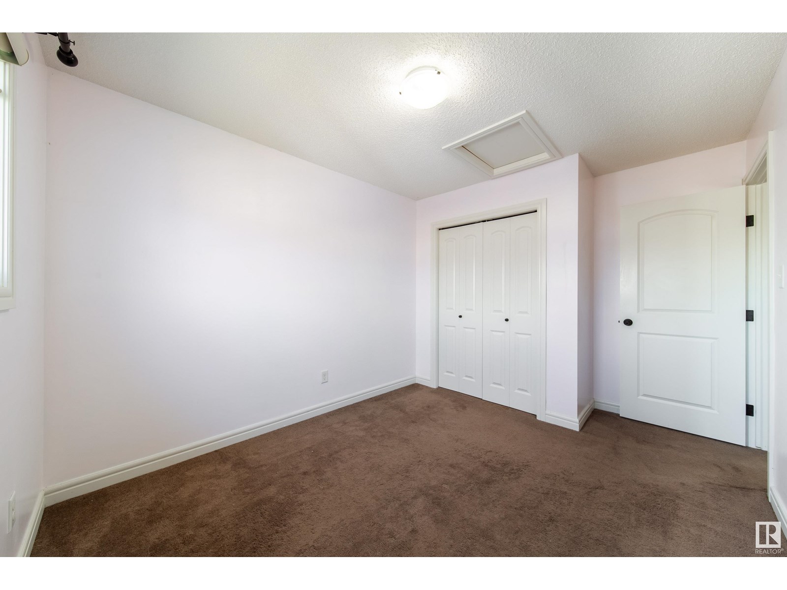 Photo 34 of 162 Desrochers Ga Sw, Edmonton AB