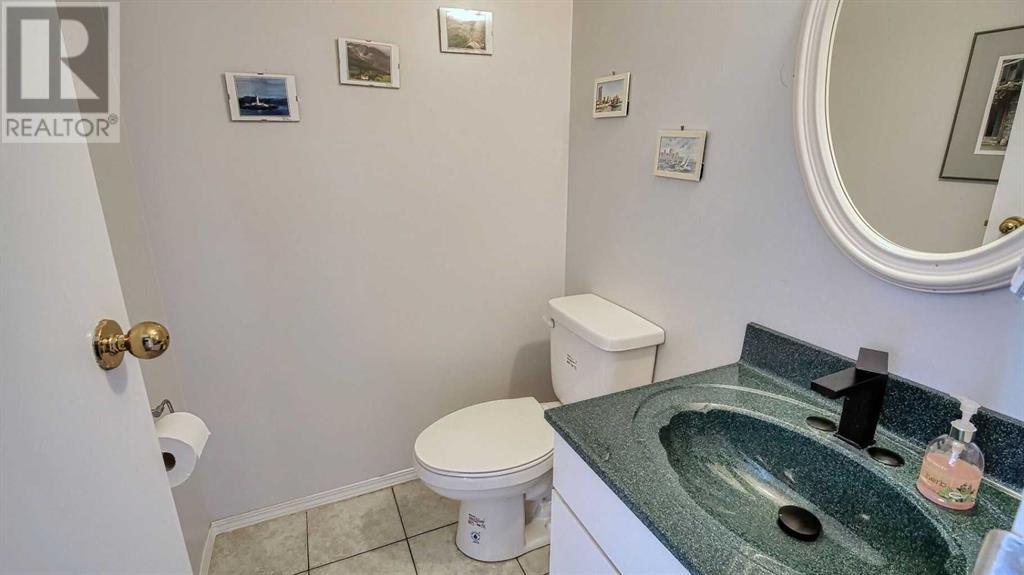 Single Family House for Sale in  Woodsman Lane SW Woodbine Calgary 