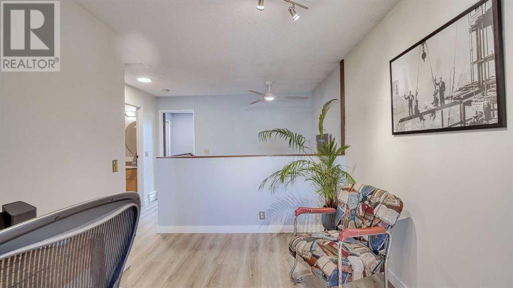 Single Family House for Sale in  Woodsman Lane SW Woodbine Calgary 