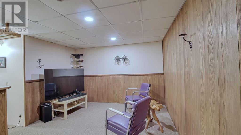 Single Family House for Sale in  Woodsman Lane SW Woodbine Calgary 