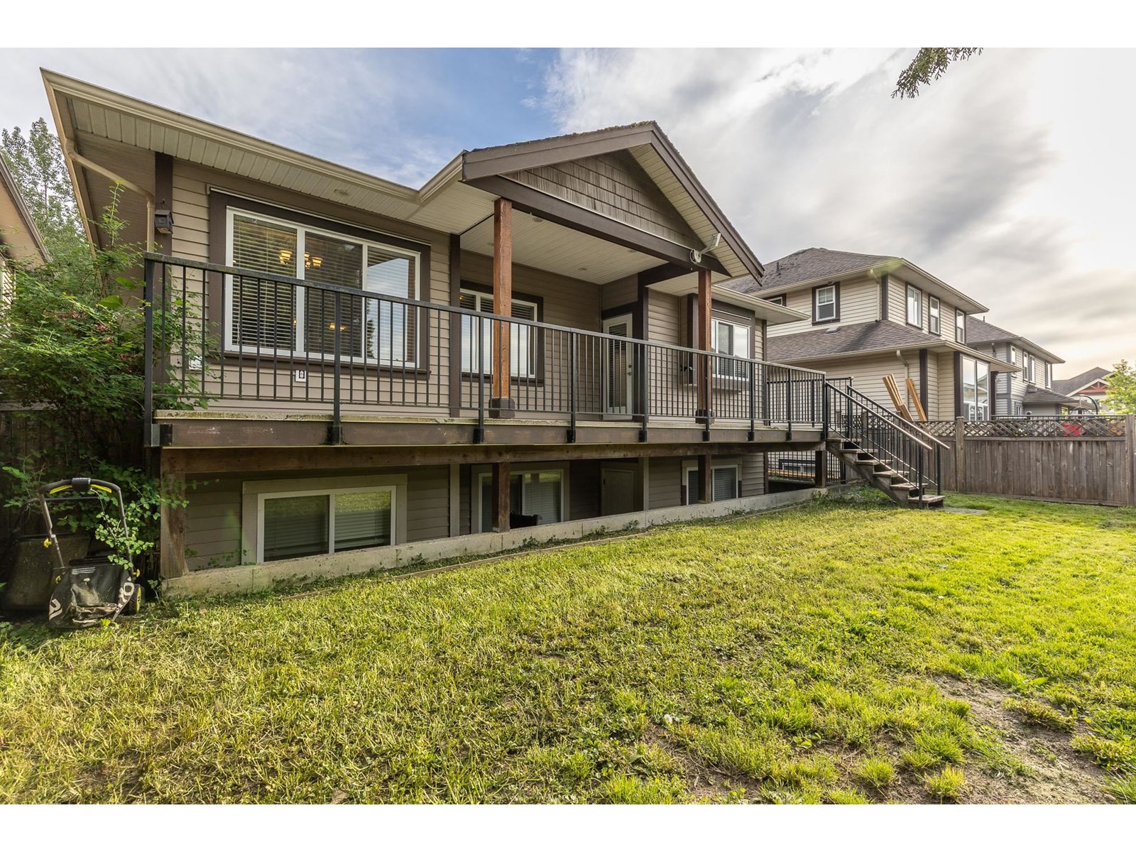 Photo 12 of 8480 Bradshaw Place Eastern Hillsides, Chilliwack BC