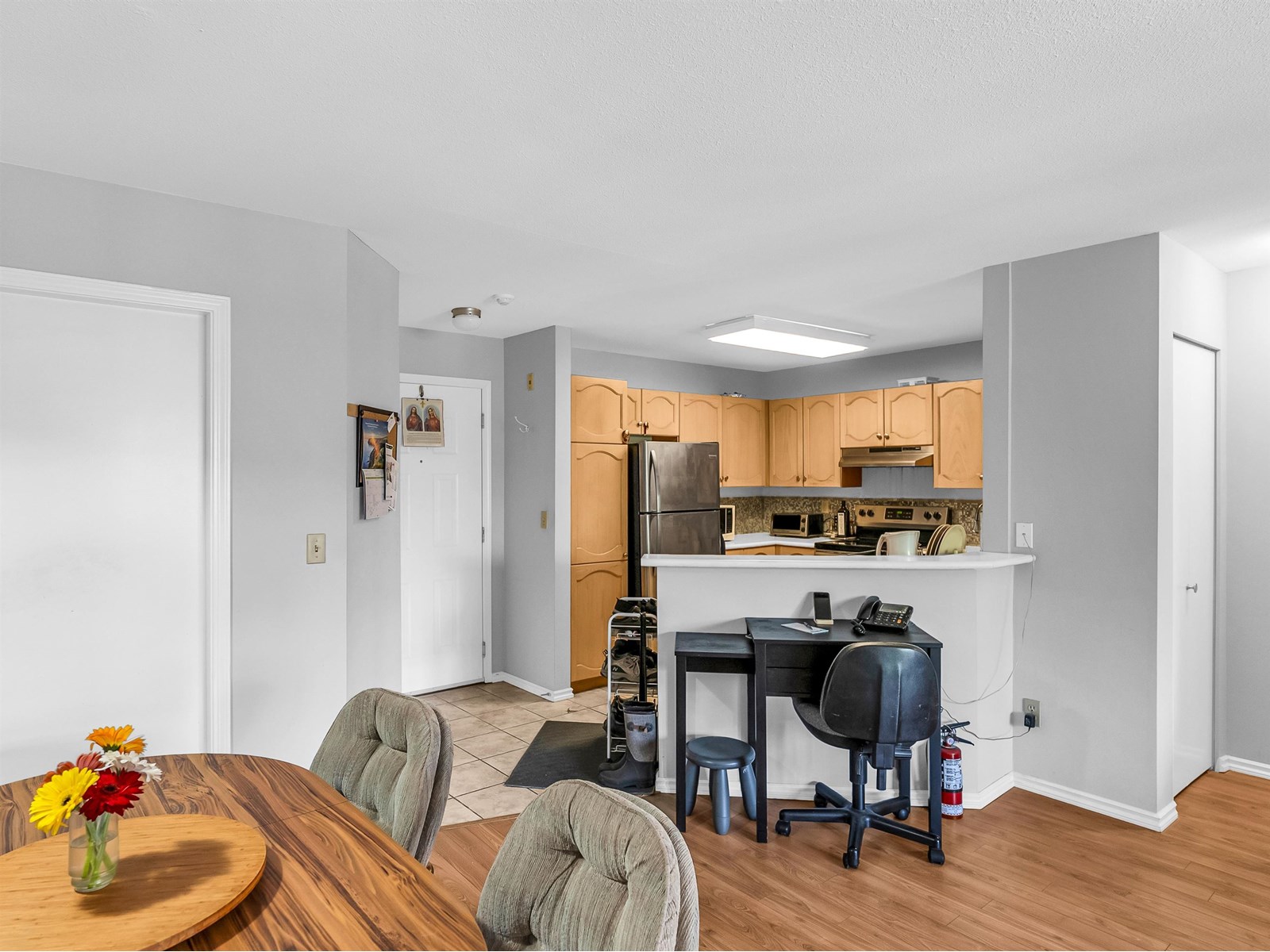 Photo 9 of 208 10743 139 Street, Surrey BC