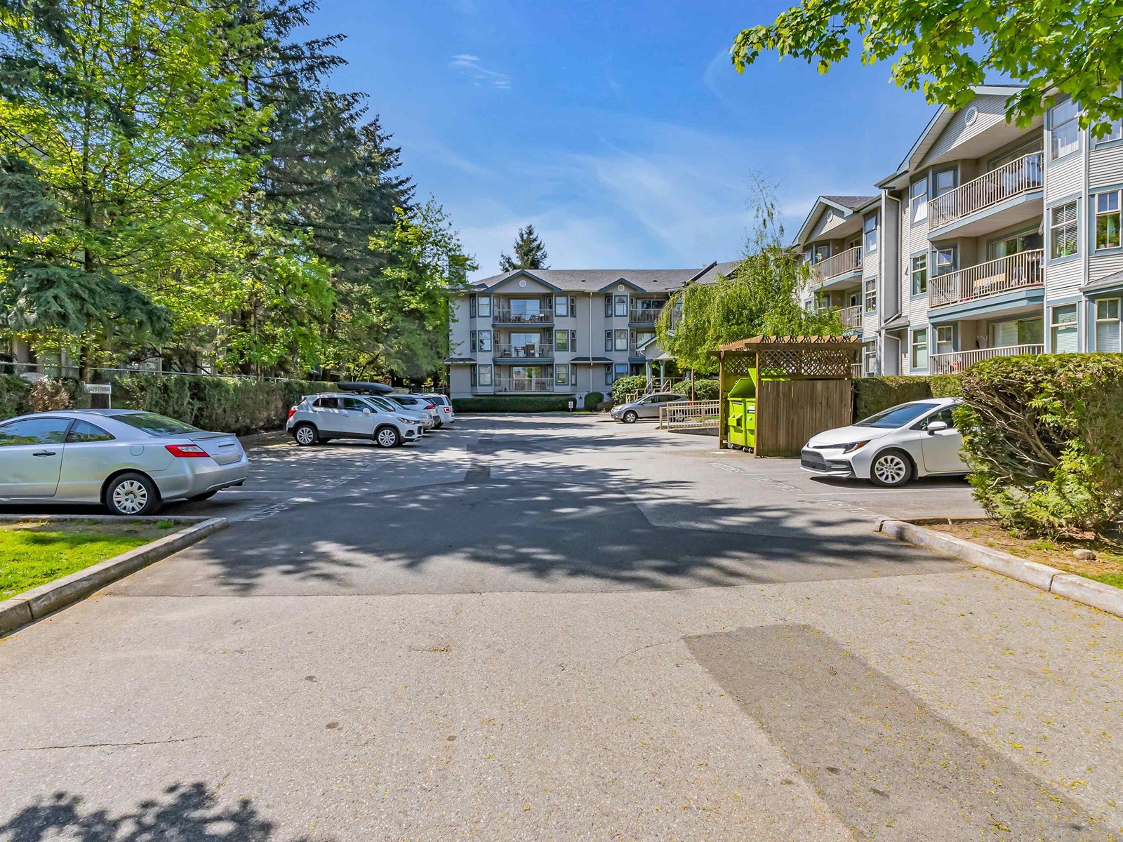 Photo 39 of 208 10743 139 Street, Surrey BC