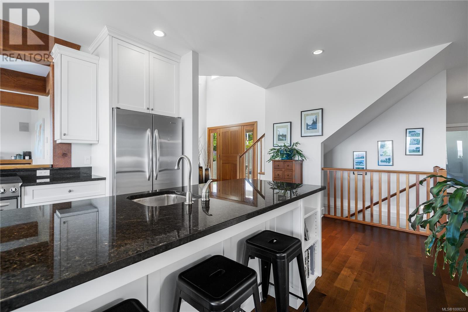 742 Nelson Rd, Campbell River