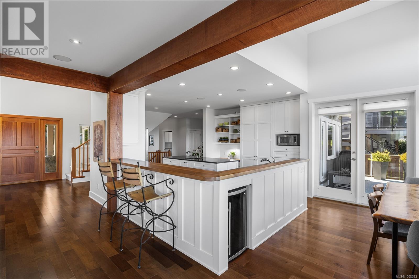 742 Nelson Rd, Campbell River